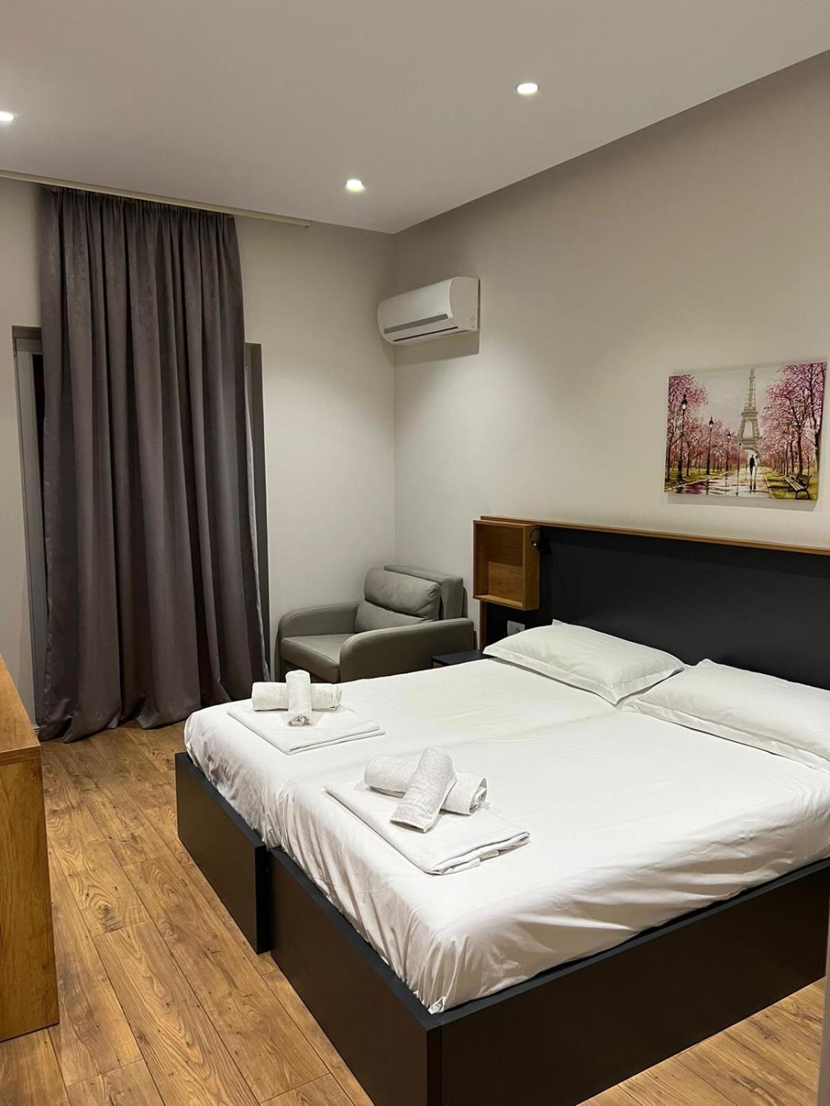 Urban 3 Guest house *